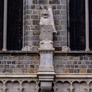 Leeuw met wapenschild van Ieper